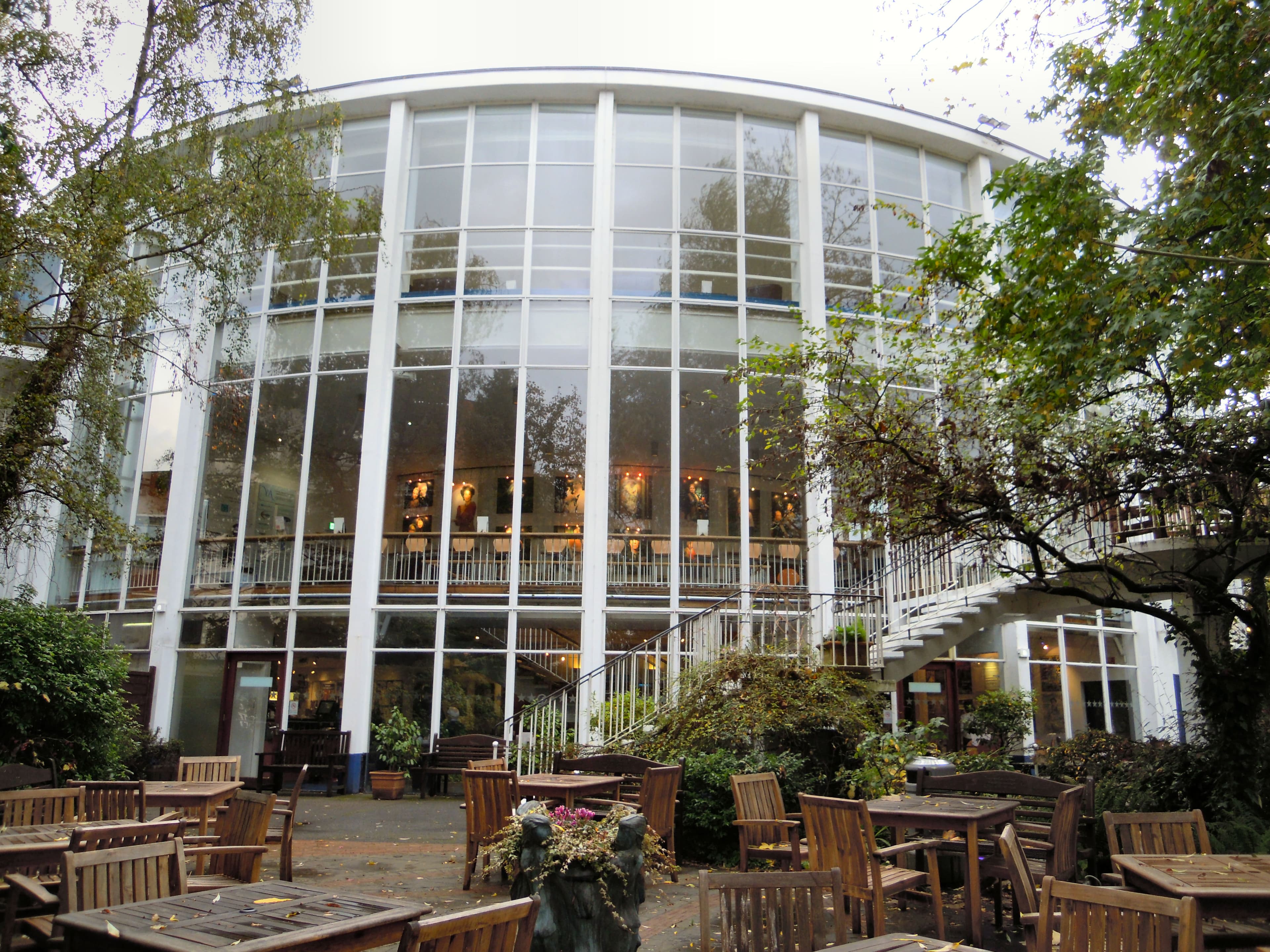 Arts & Entertainment in Guildford